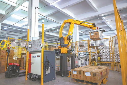 泉州 奮楫爭(zhēng)先,勇當(dāng)創(chuàng)新發(fā)展 主力軍