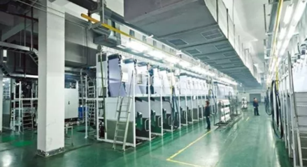 這些化纖面料憑什么賣得又貴又搶手？拆解紡織業(yè)的高附加值密碼