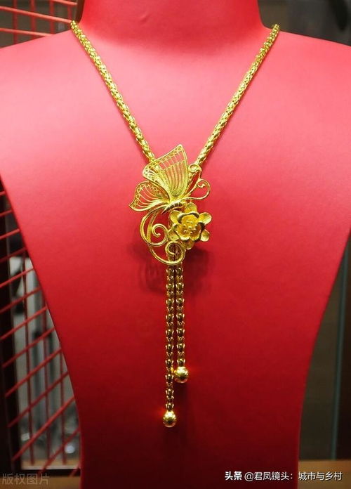 湖北宜昌珠寶首飾店 黃金飾品琳瑯滿目，龍鳳呈祥與美發飾品銷售新趨勢